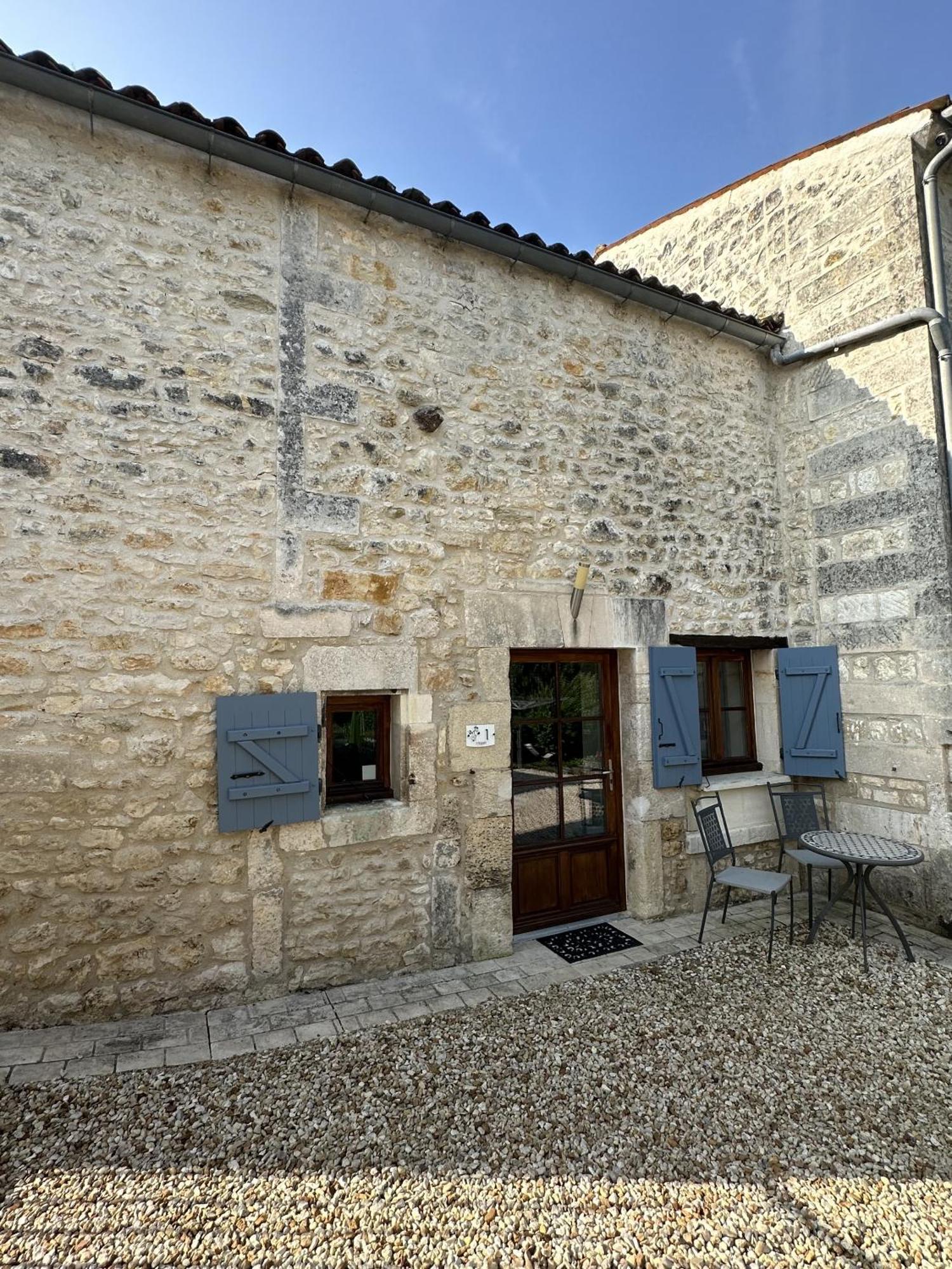 Petit Moulin De Veillard Villa Bourg-Charente Exterior foto